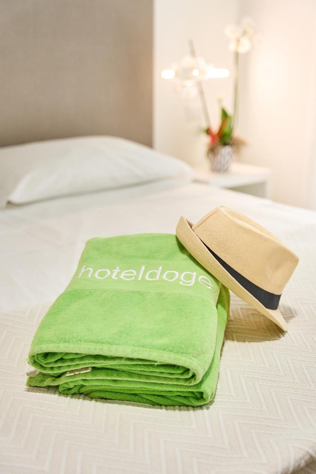 Hotel Doge อัลบา อาดริอาติกา ภายนอก รูปภาพ