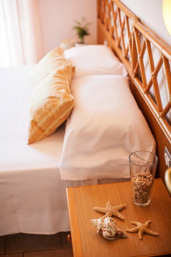 Hotel Doge อัลบา อาดริอาติกา ภายนอก รูปภาพ